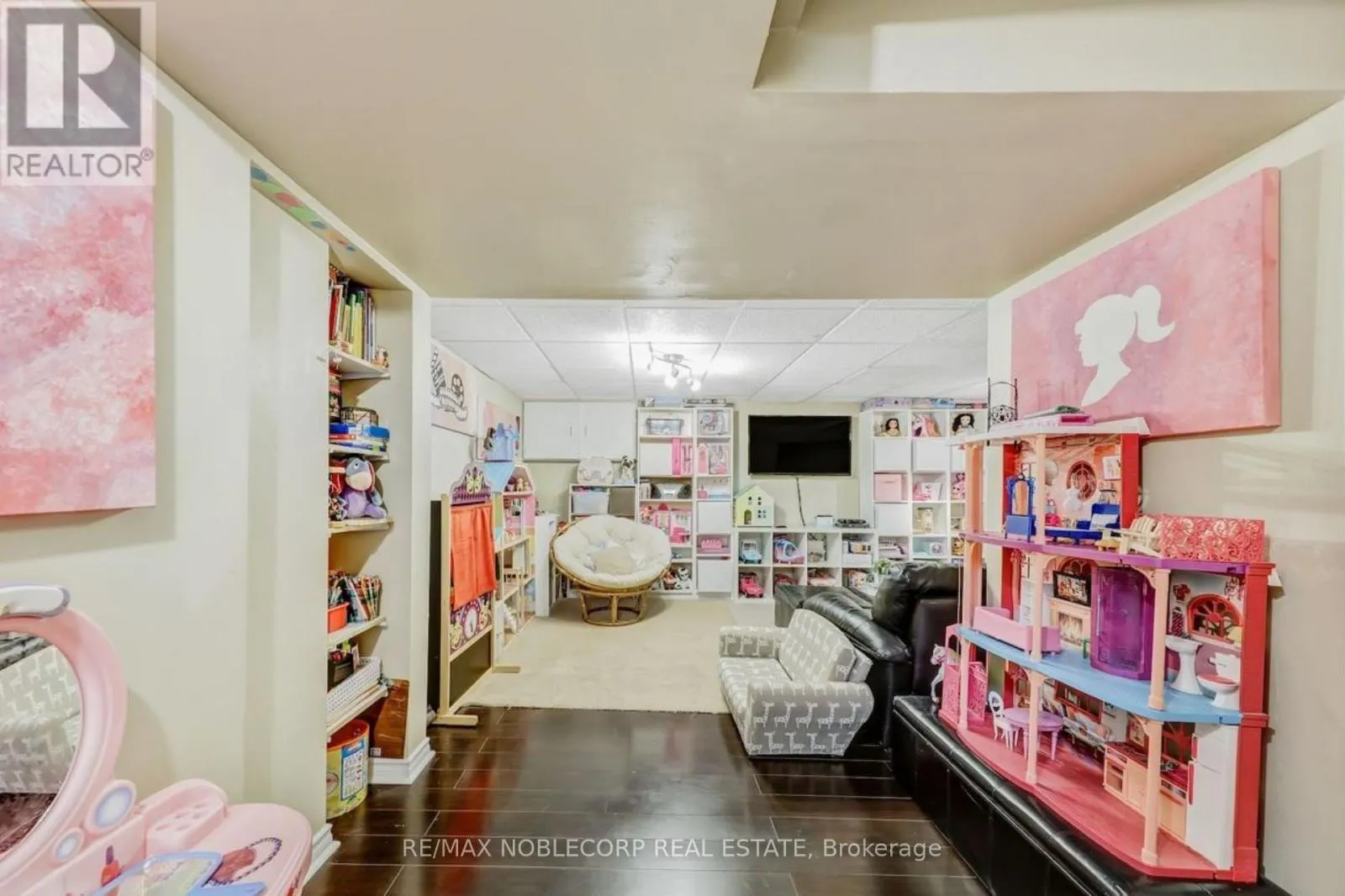 30 MAYBERRY COURT