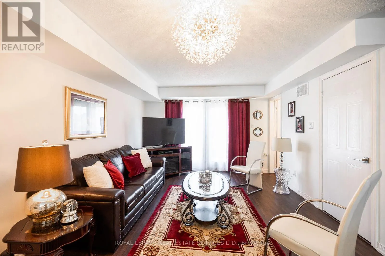 102 - 3108 EGLINTON AVENUE W