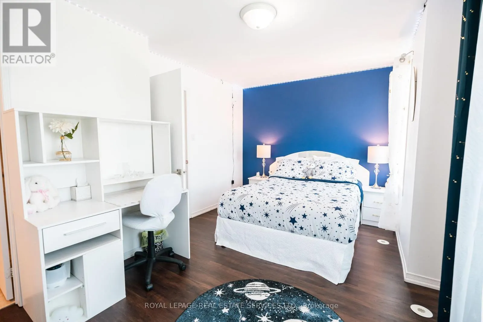 102 - 3108 EGLINTON AVENUE W