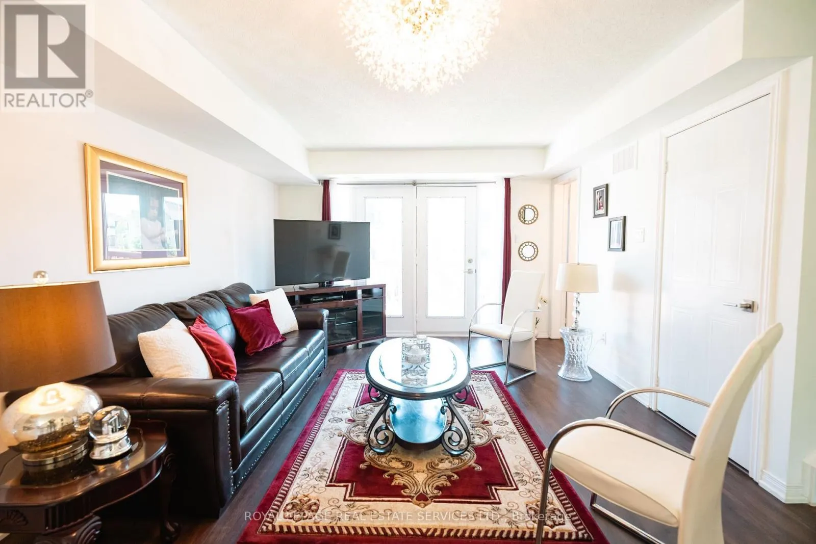 102 - 3108 EGLINTON AVENUE W