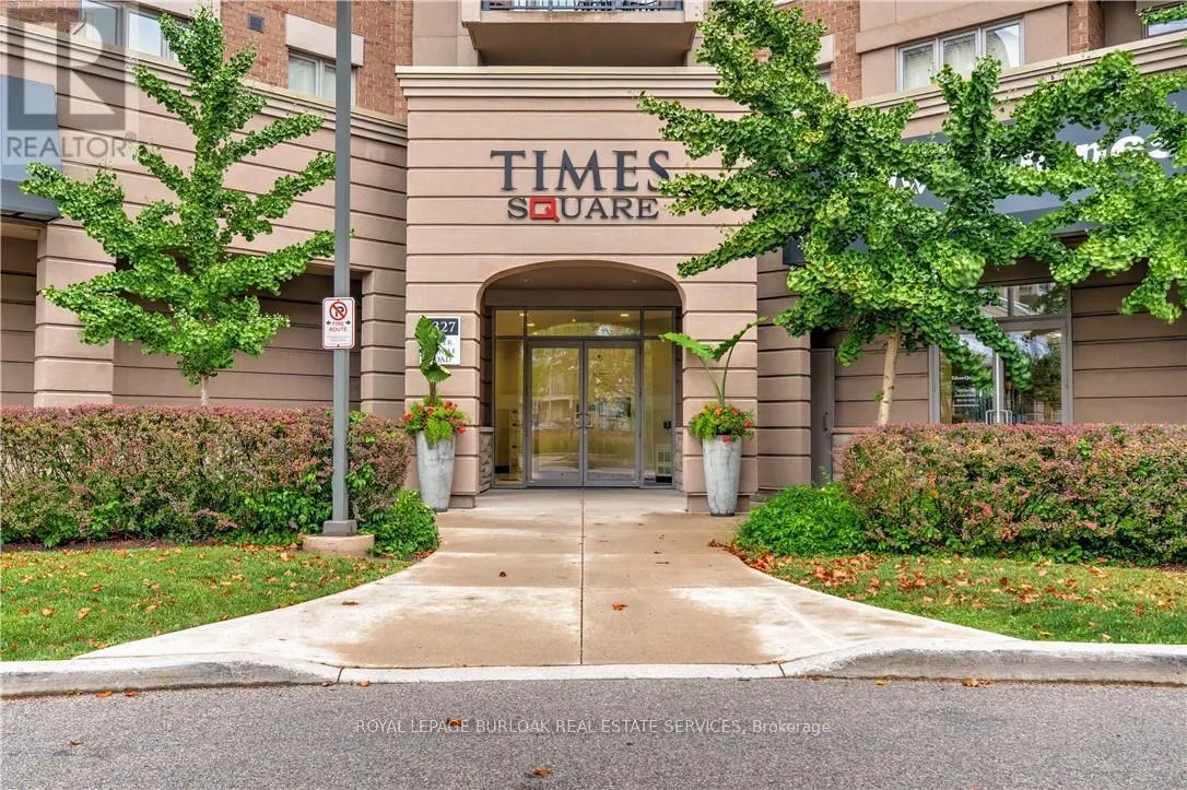 111 - 5327 UPPER MIDDLE ROAD