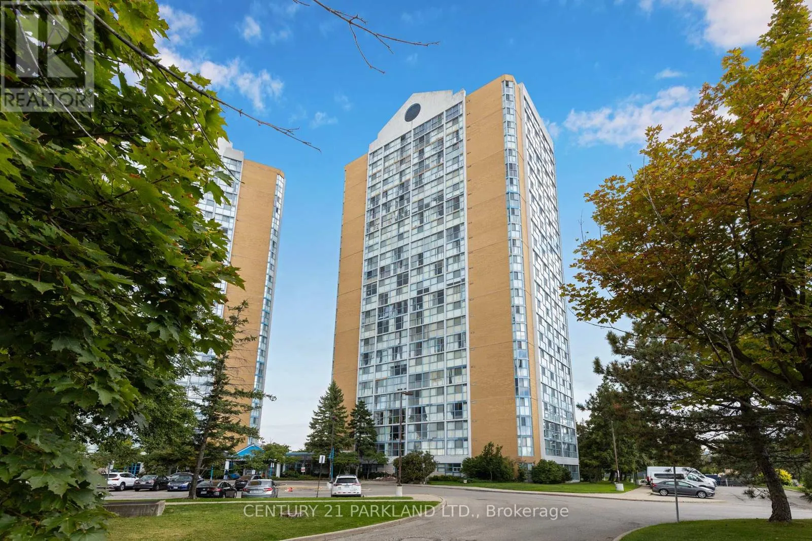112 - 35 TRAILWOOD DRIVE