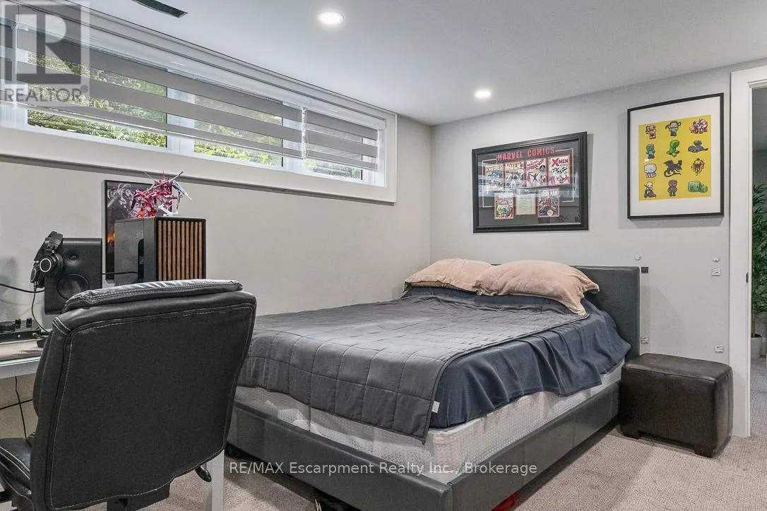 231 SOUTHWOOD COURT