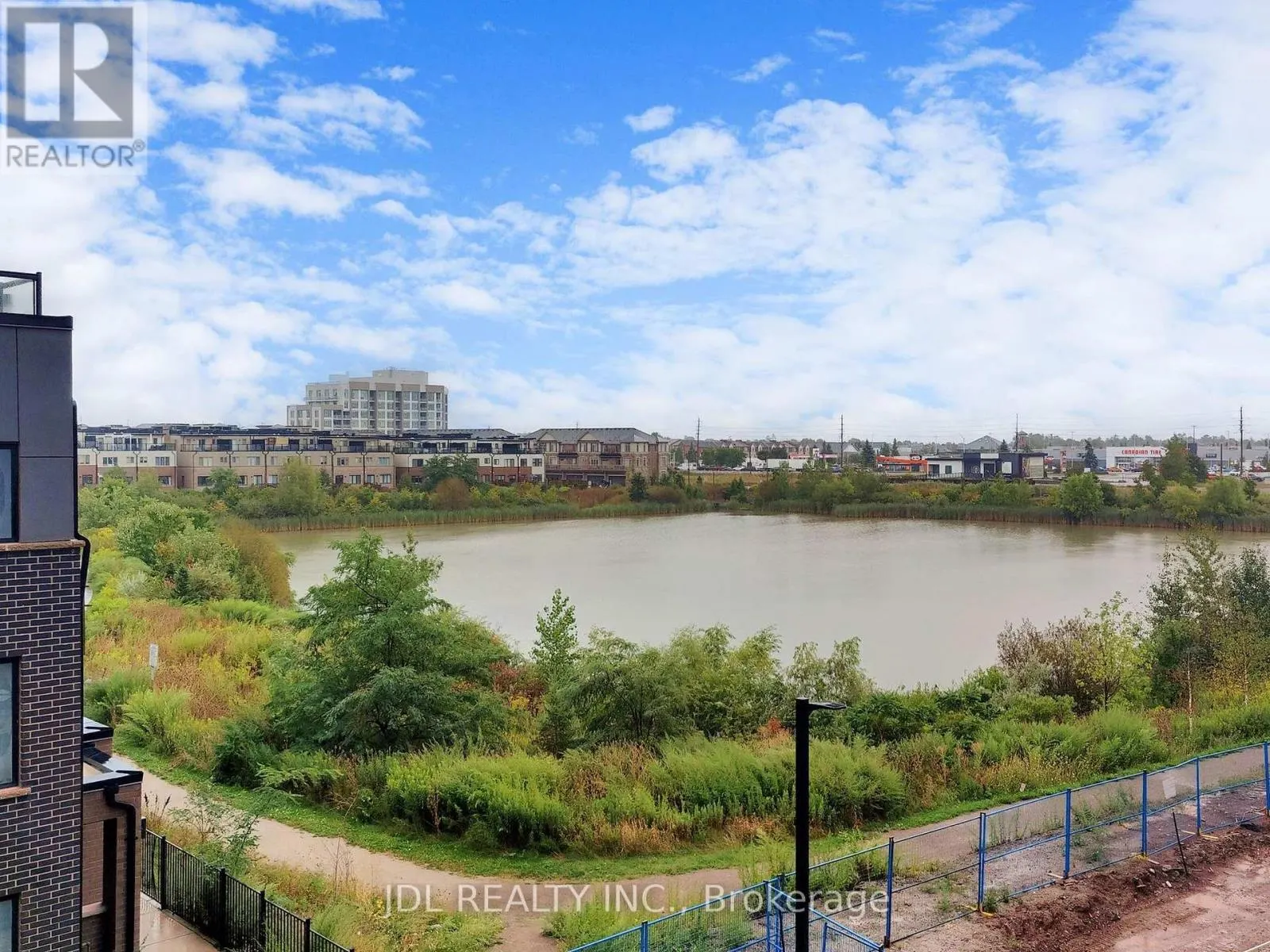 309 - 3079 TRAFALGAR ROAD E