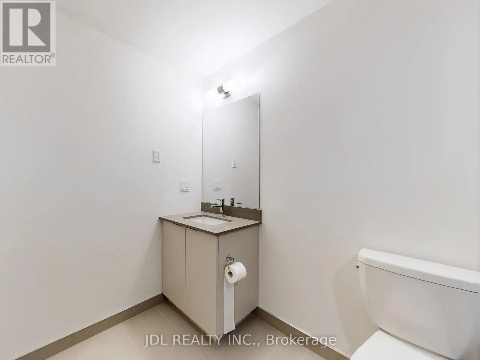 309 - 3079 TRAFALGAR ROAD E