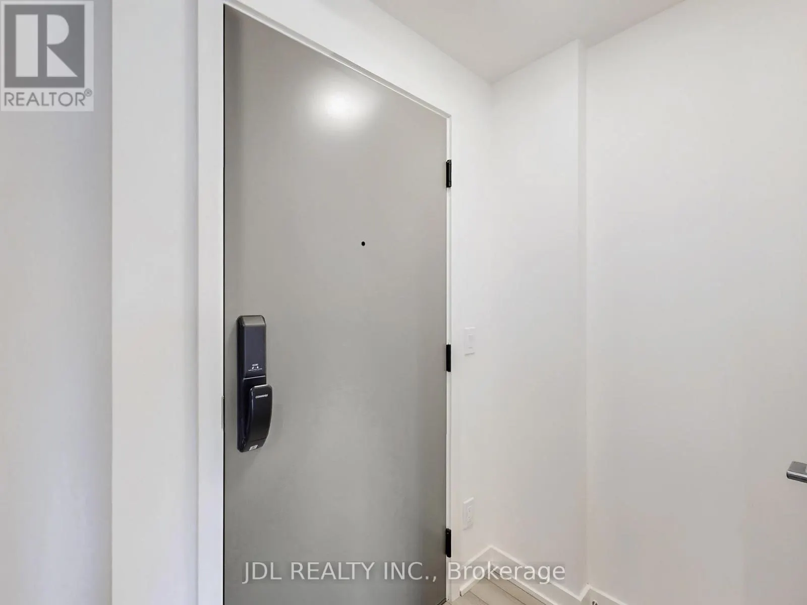 309 - 3079 TRAFALGAR ROAD E