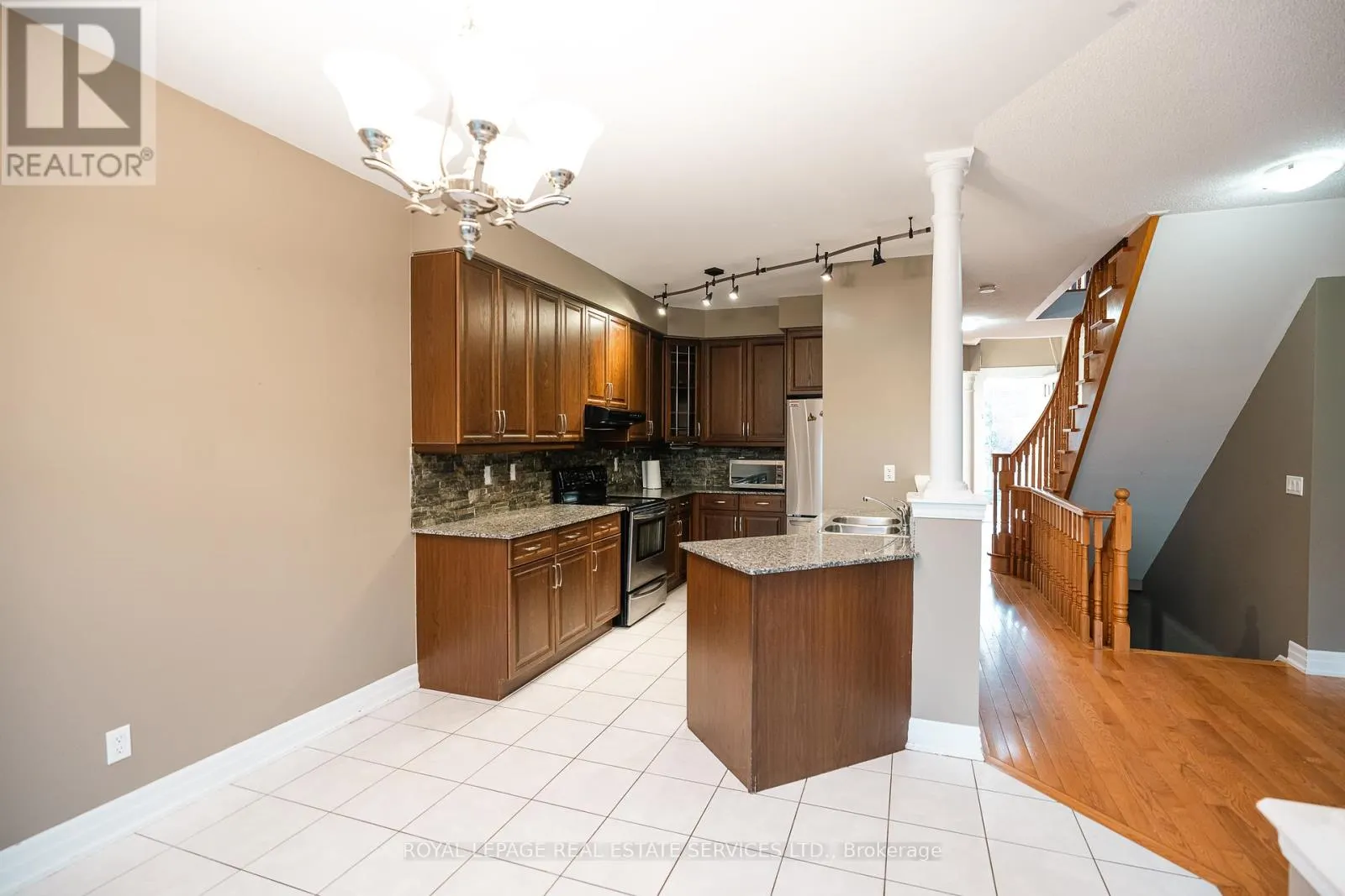 258 HOLLOWAY TERRACE