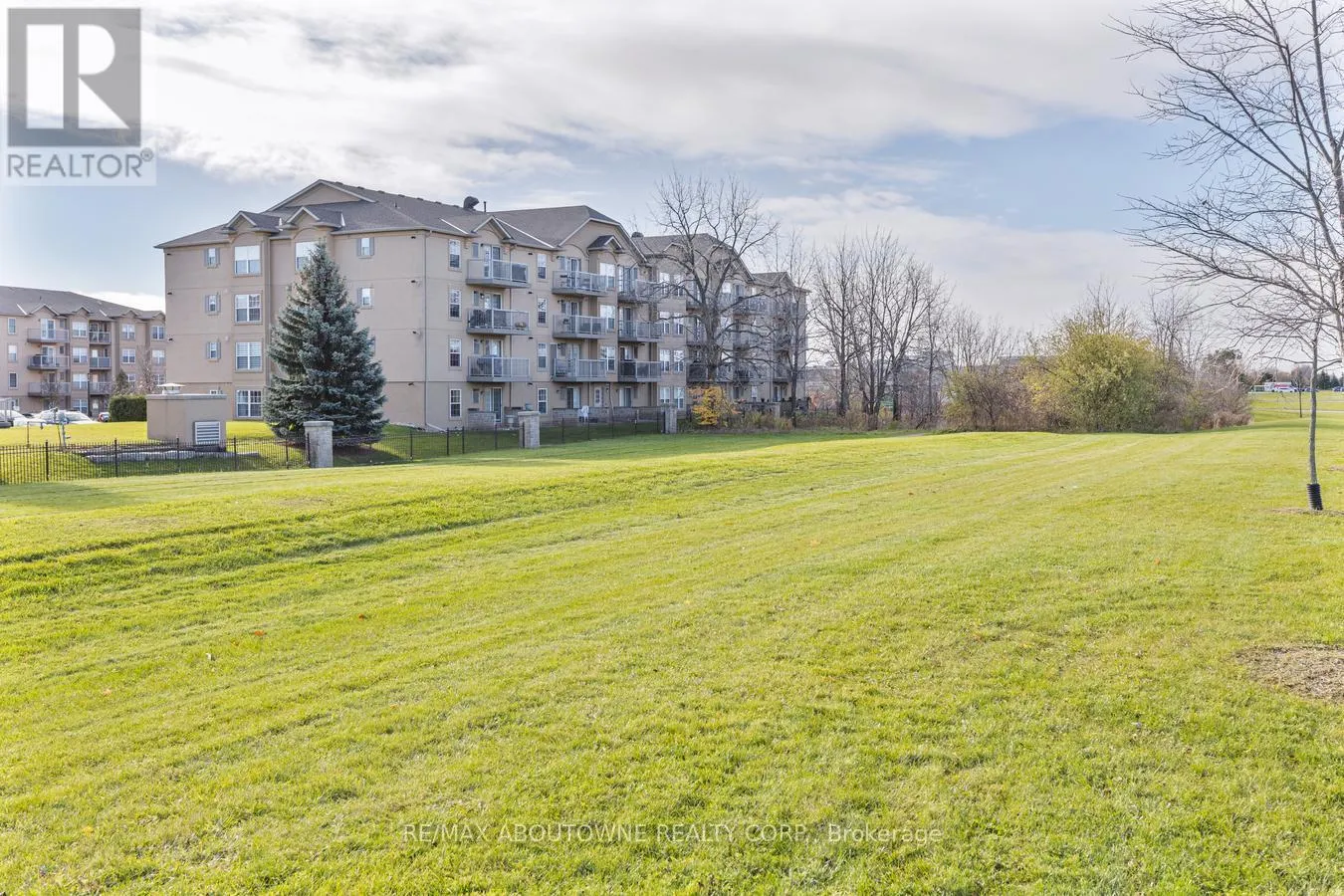 314 - 1490 BISHOPS GATE