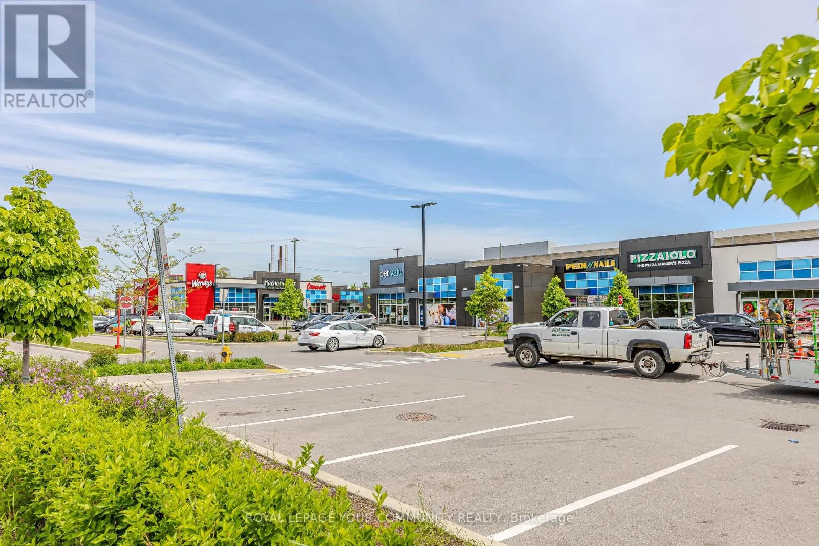 5 - 149 ISAAC DEVINS BOULEVARD