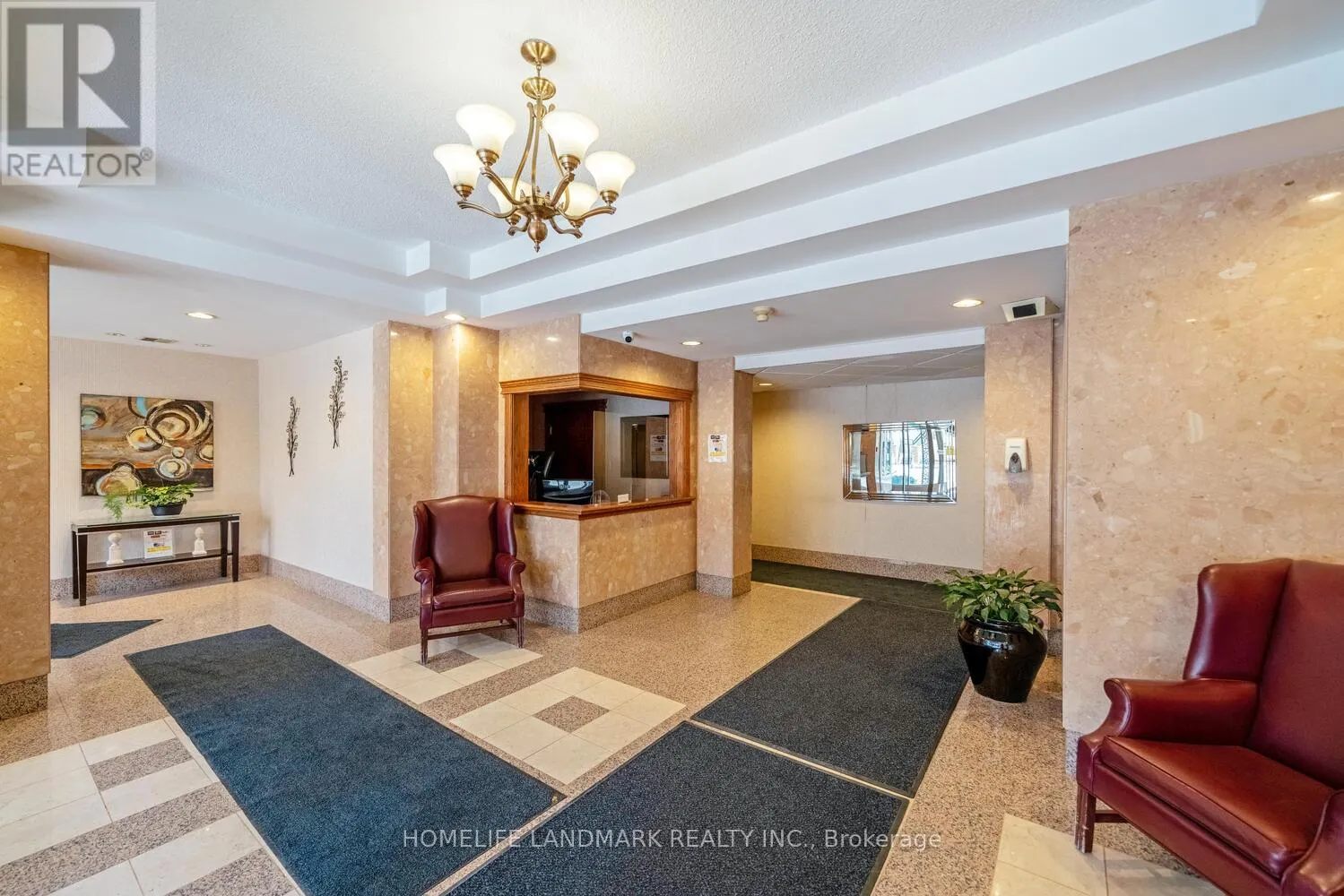 2014 - 55 ELM DRIVE W