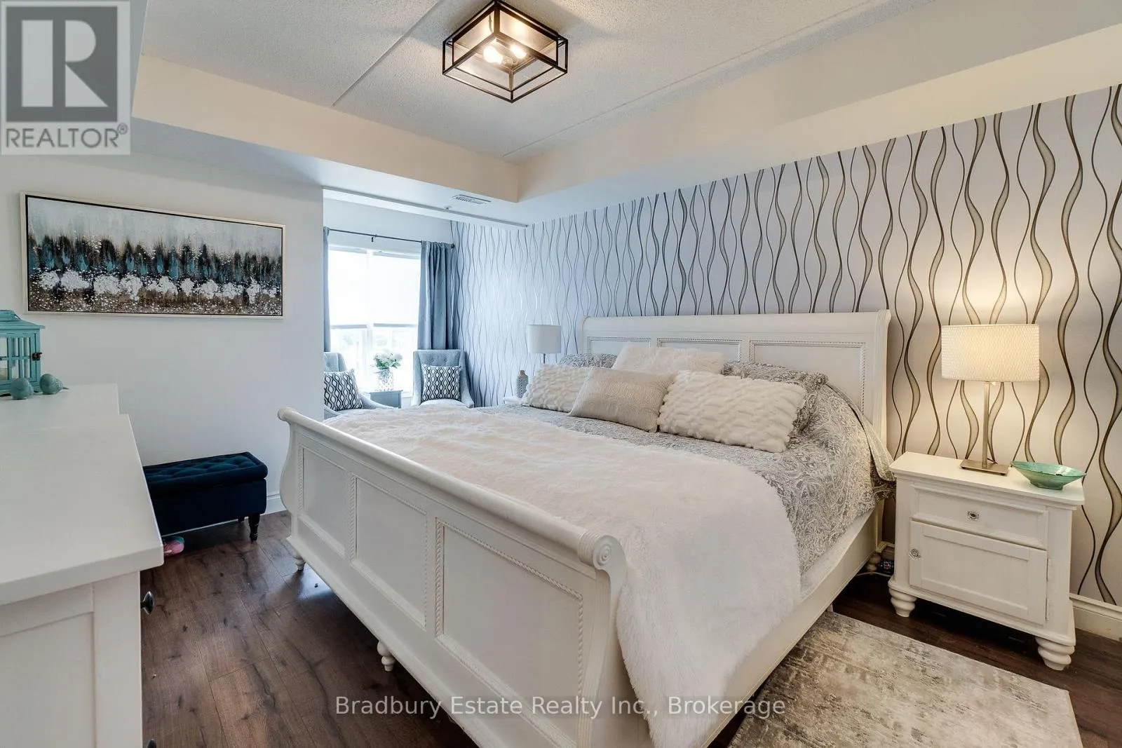 305 - 2045 APPLEBY LINE, #305