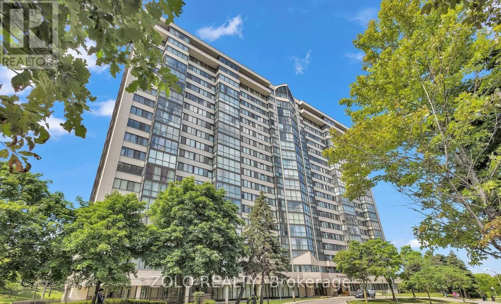 1707 - 10 MARKBROOK LANE