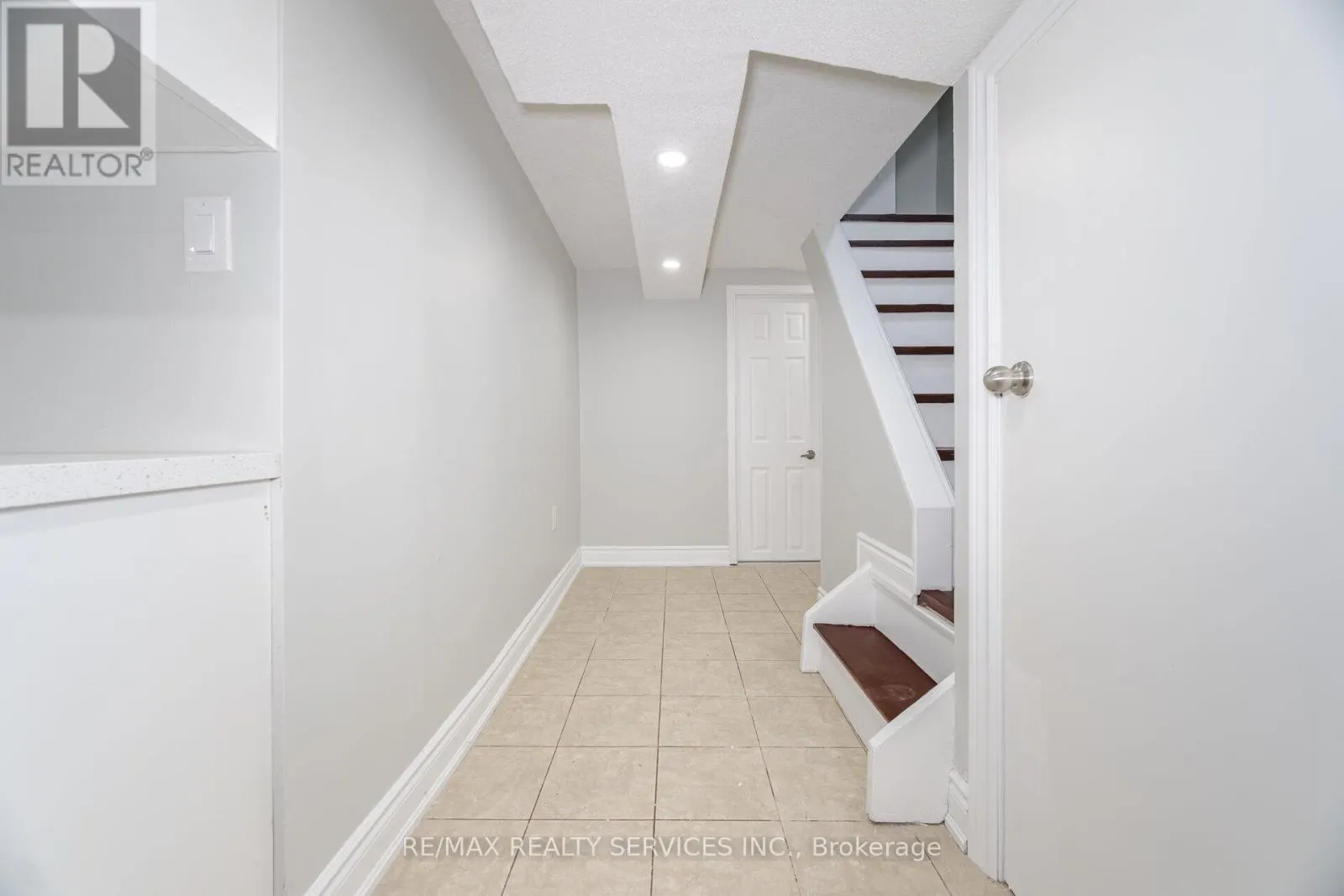 65 - 3525 BRANDON GATE DRIVE