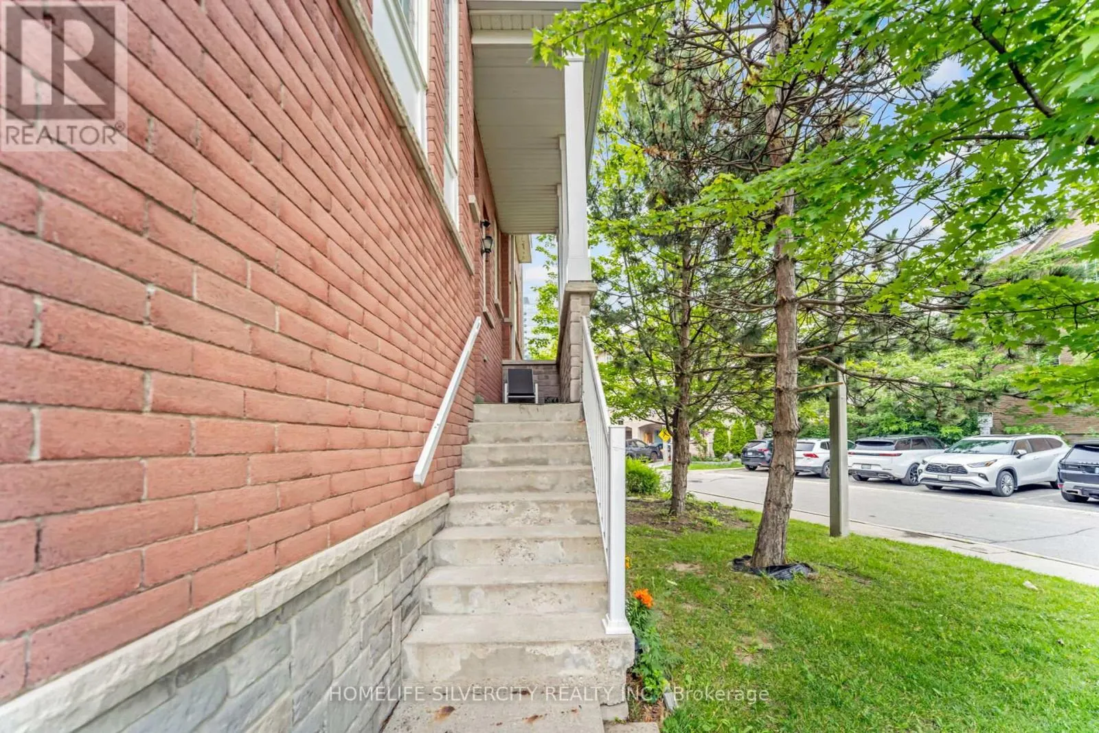 91 BERNARD AVENUE
