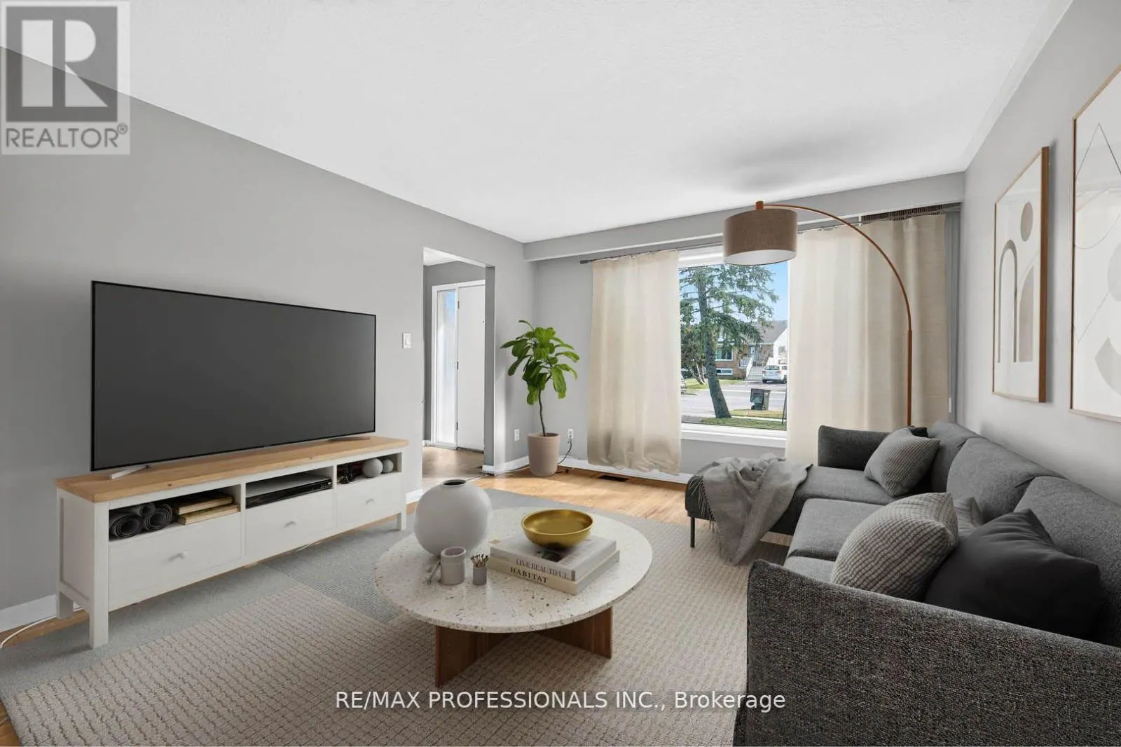 1784 SANDGATE CRESCENT