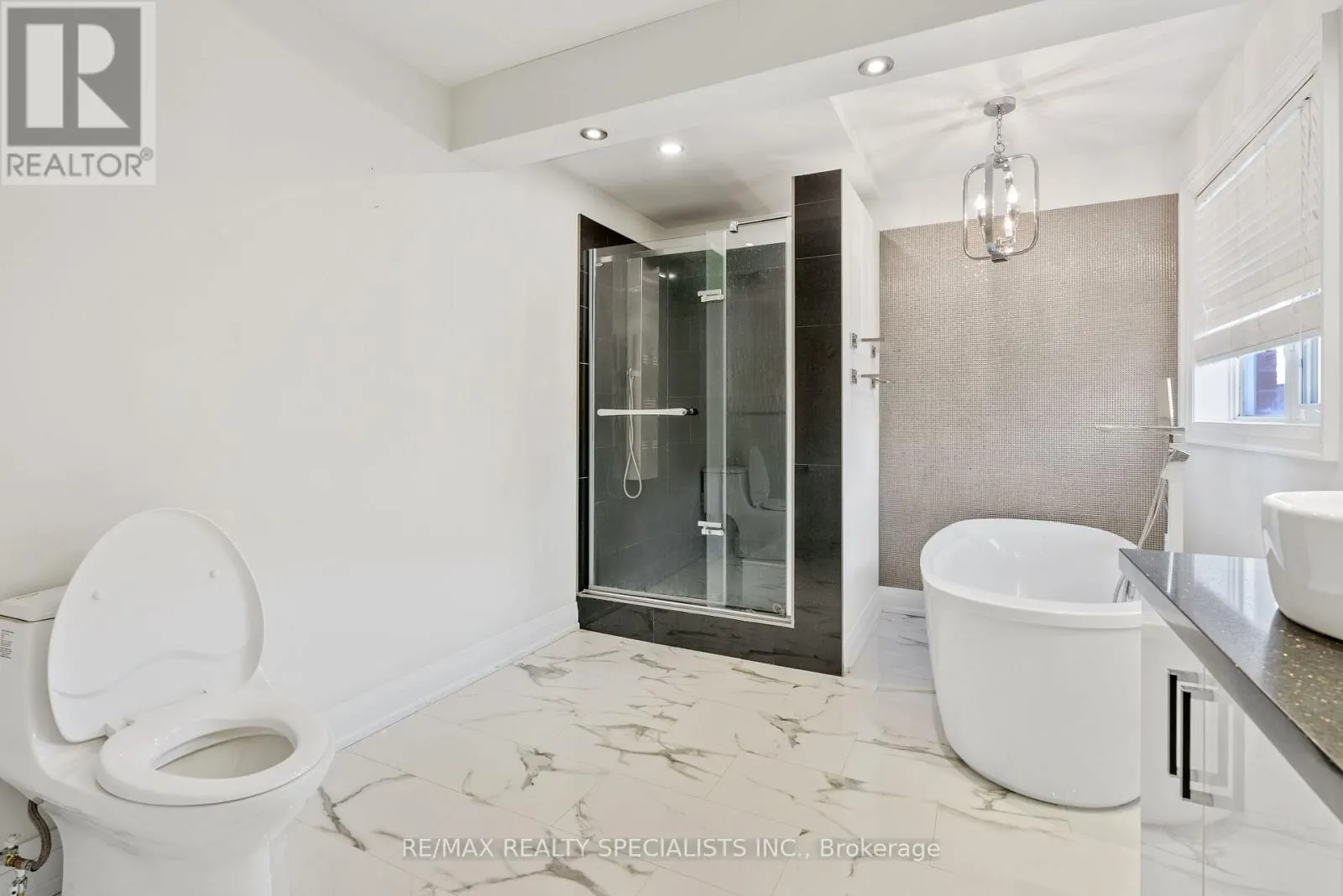 3265 PAUL HENDERSON DRIVE
