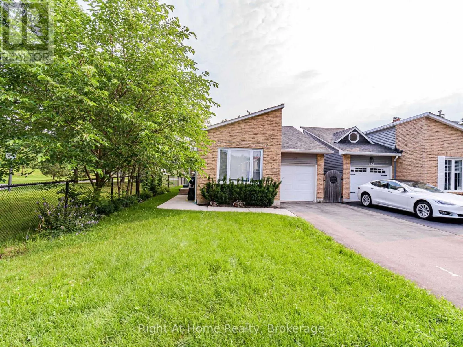 581 BEAVER COURT
