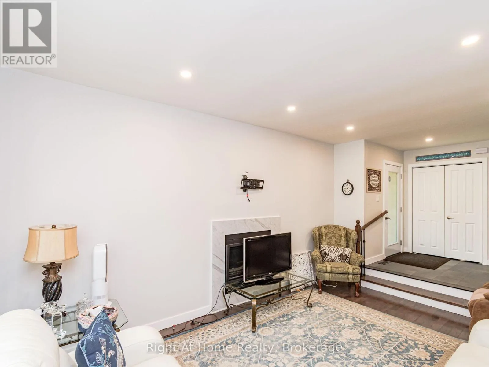 581 BEAVER COURT