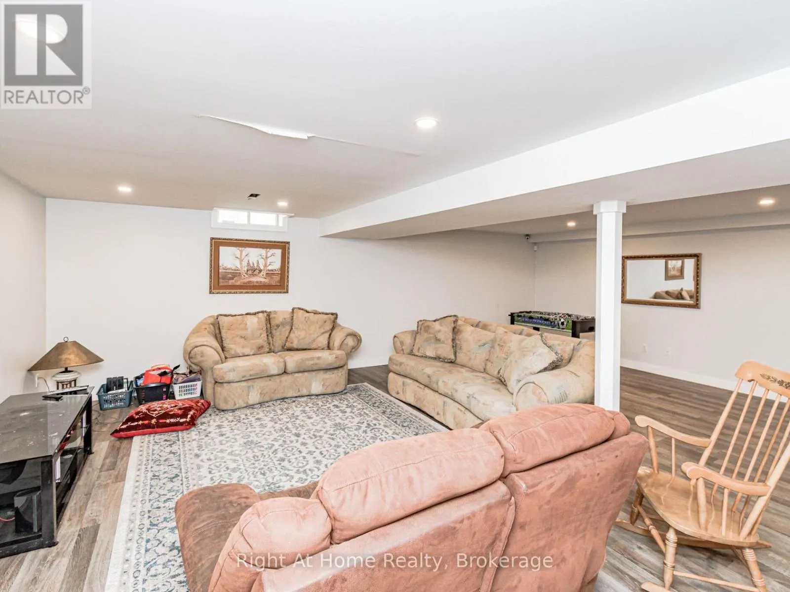 581 BEAVER COURT