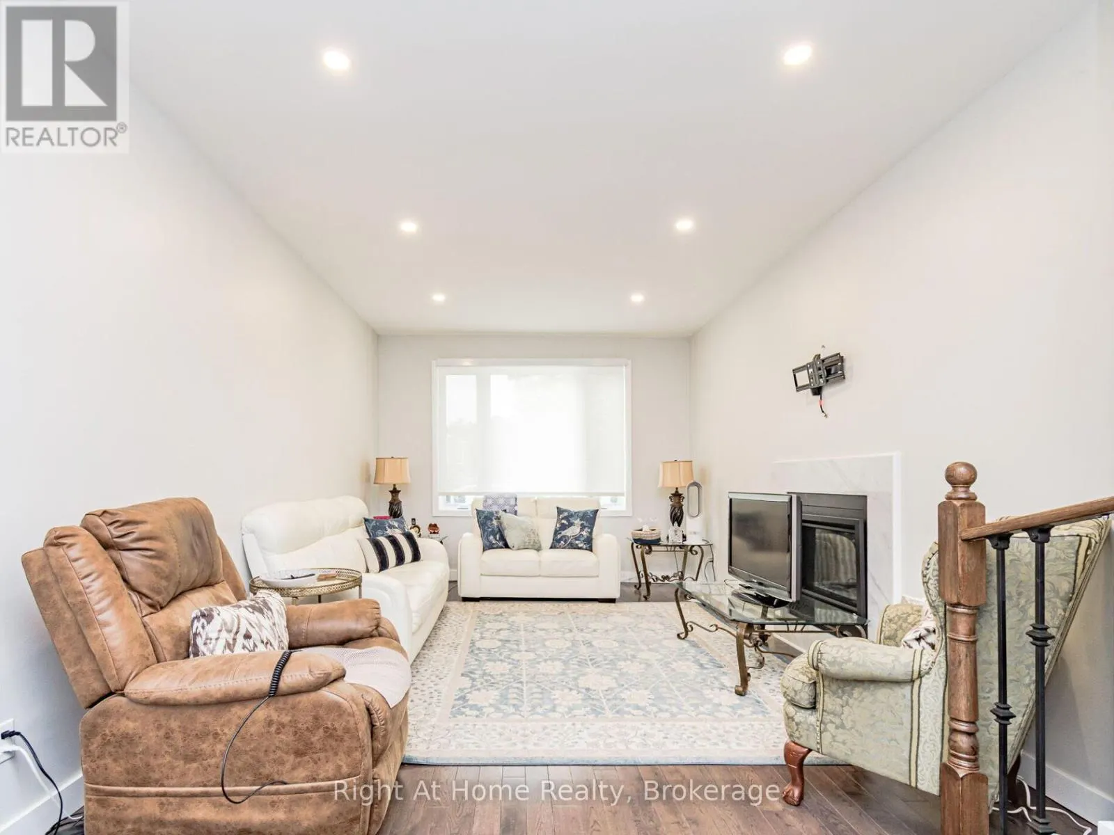 581 BEAVER COURT