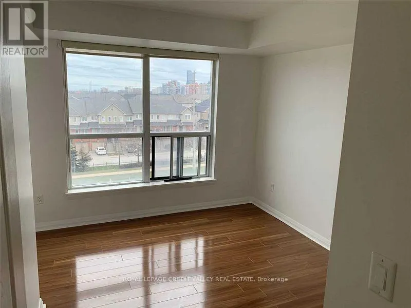 503 - 220 FORUM DRIVE