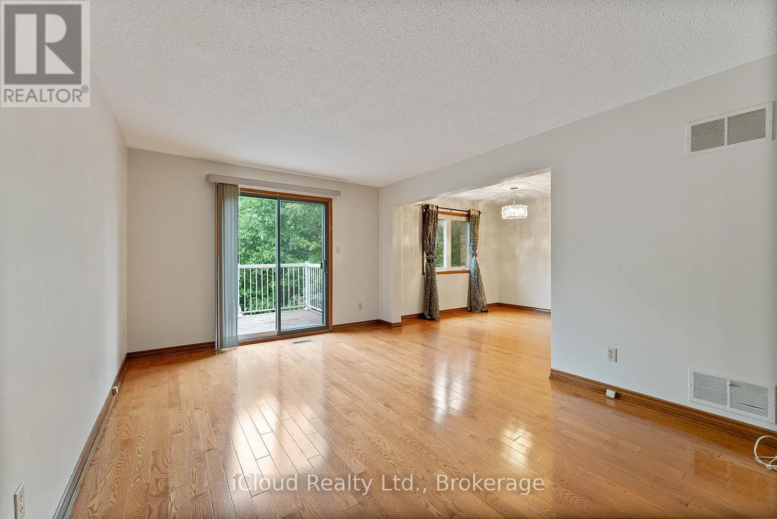 75 BREMEN LANE