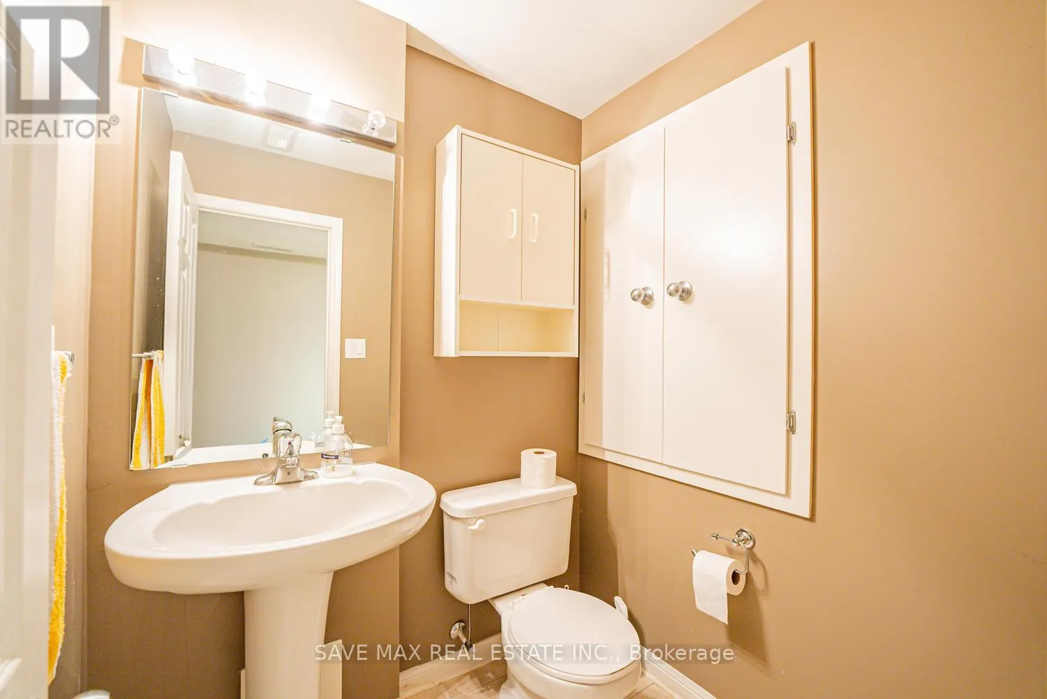 18 - 2270 BRITANIA ROAD W