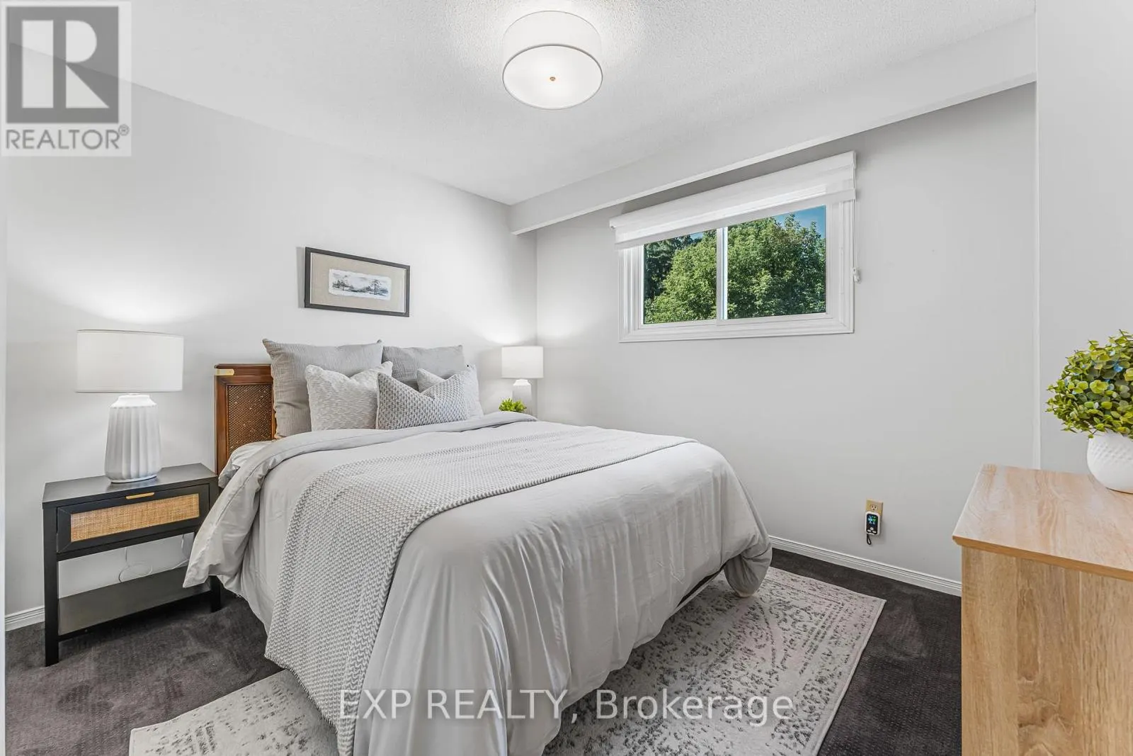 20 AMITY ROAD