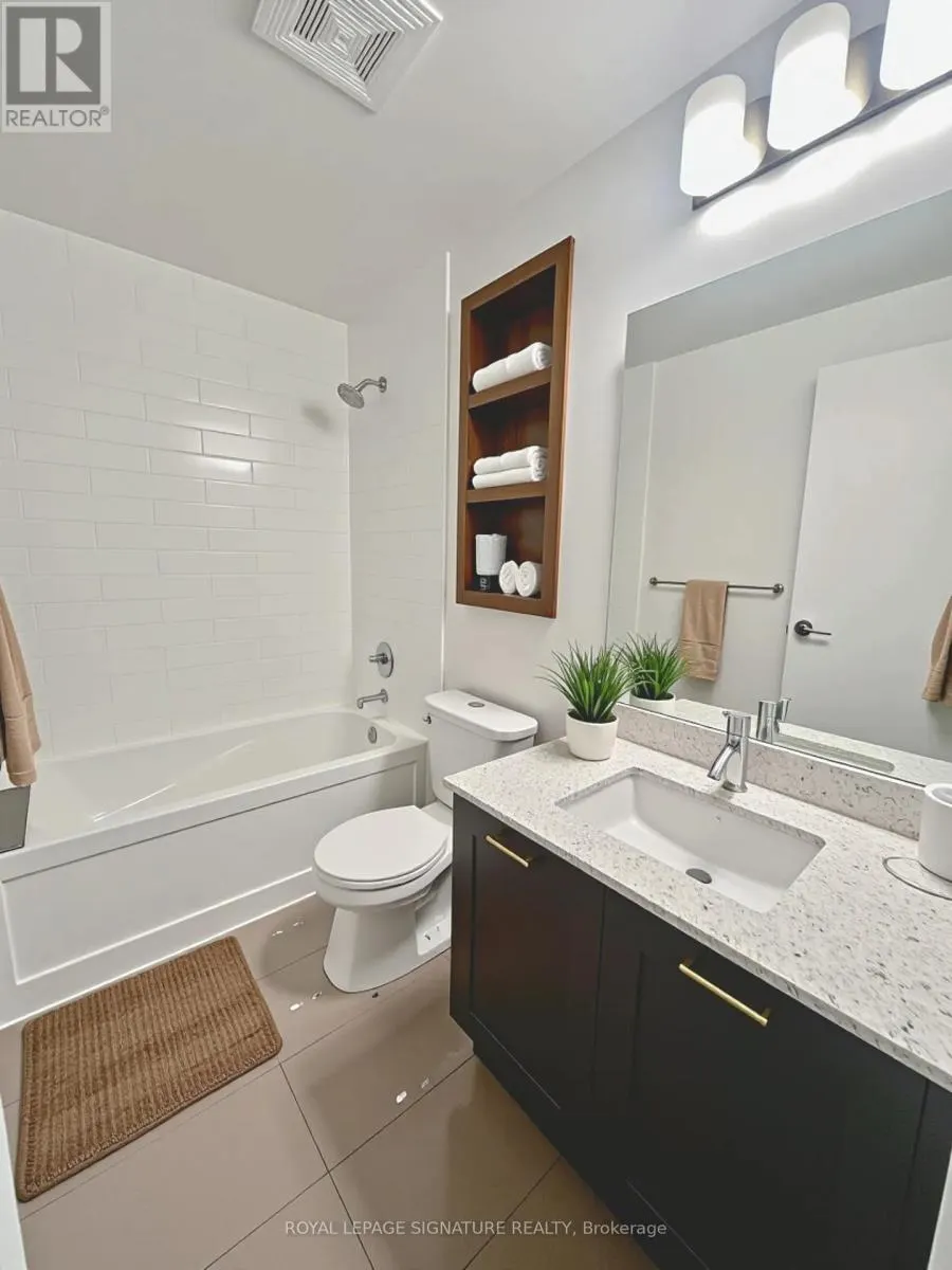 802 - 2200 LAKESHORE BOULEVARD W