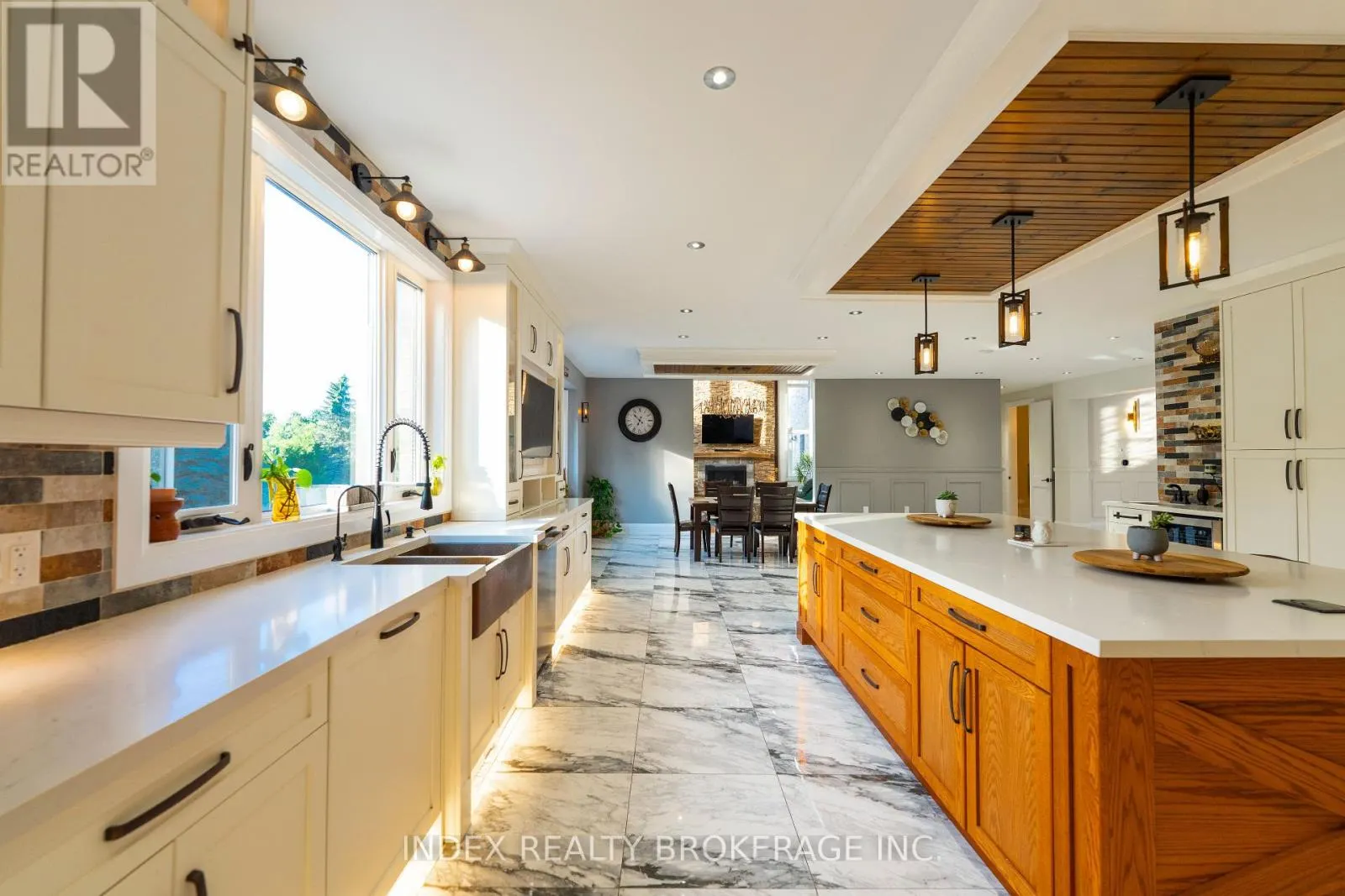 20 GLASSFORD COURT