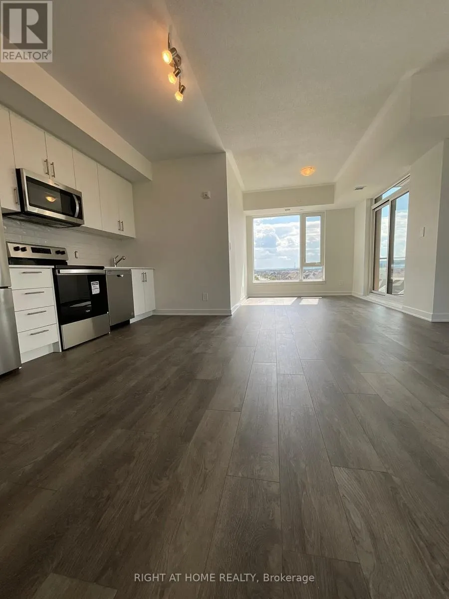 517 - 1440 CLARRIAGE COURT