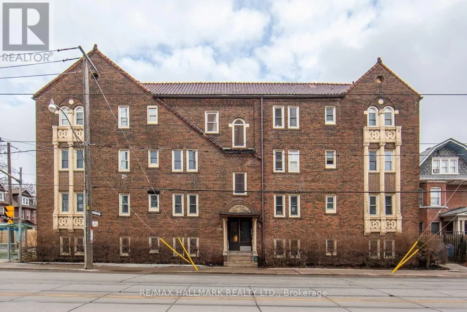 302 - 1340 KING STREET W