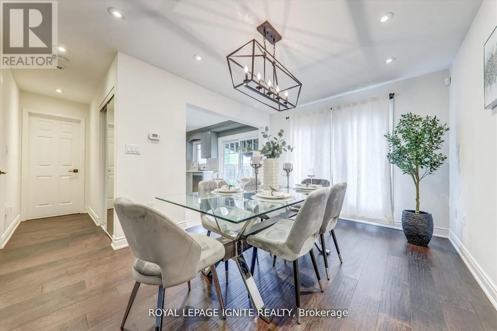 7226 TORRISDALE LANE