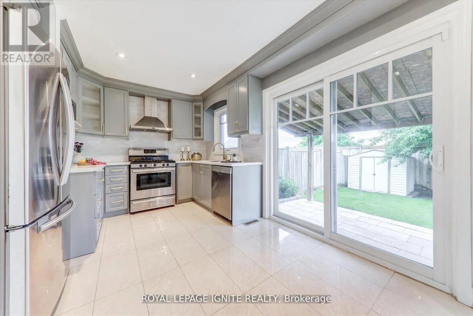 7226 TORRISDALE LANE