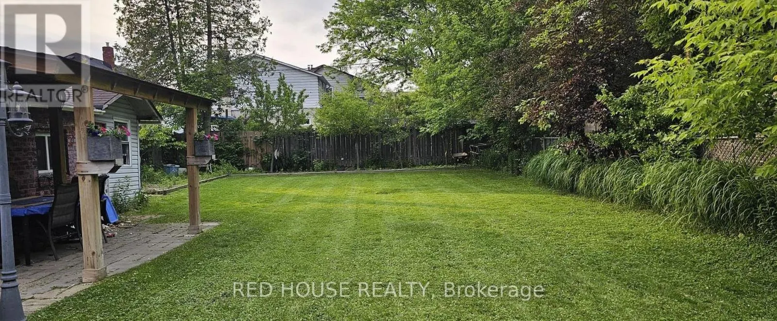 UPPER - 22 BIRCHLEA AVENUE