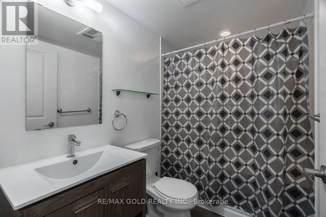 1105 - 80 ESTHER LORRIE DRIVE