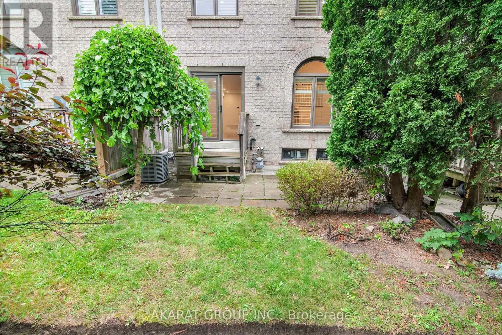 43 - 2250 ROCKINGHAM DRIVE