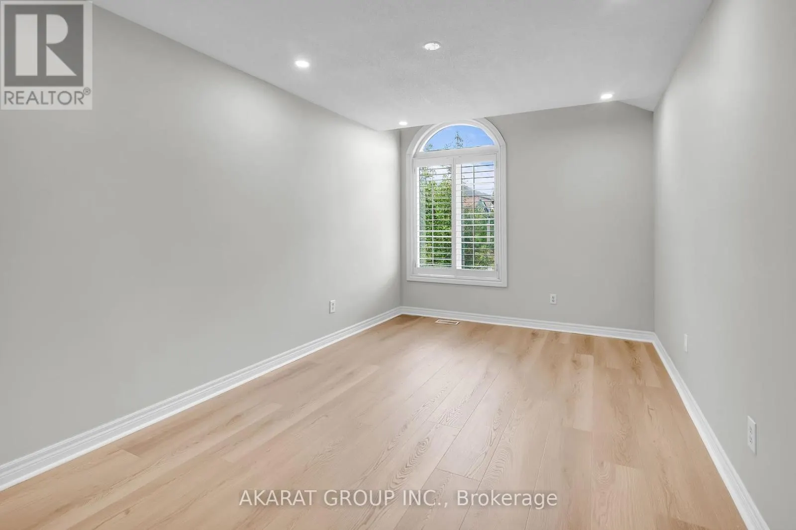 43 - 2250 ROCKINGHAM DRIVE