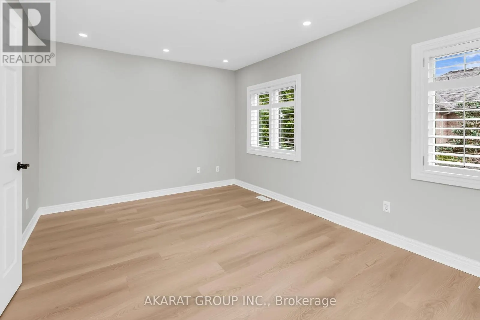 43 - 2250 ROCKINGHAM DRIVE