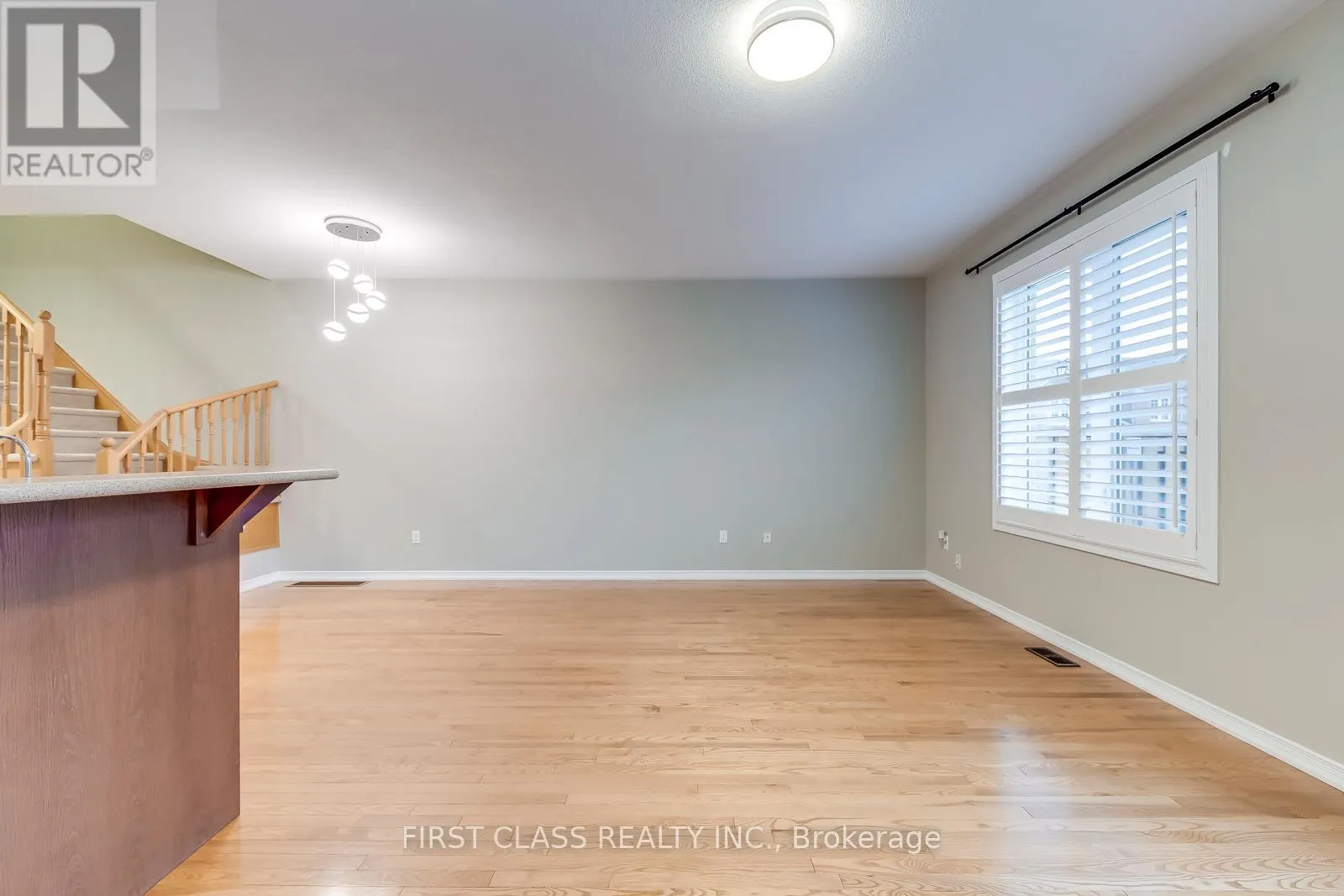 39 - 651 FARMSTEAD DRIVE