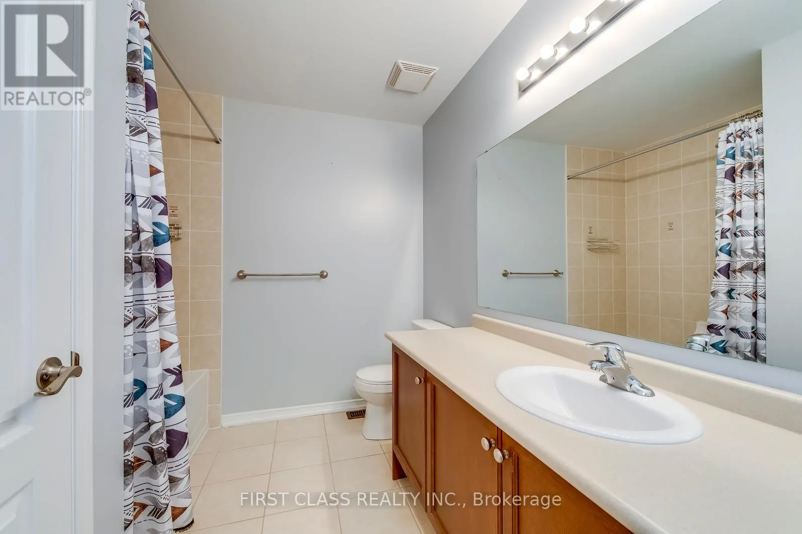 39 - 651 FARMSTEAD DRIVE