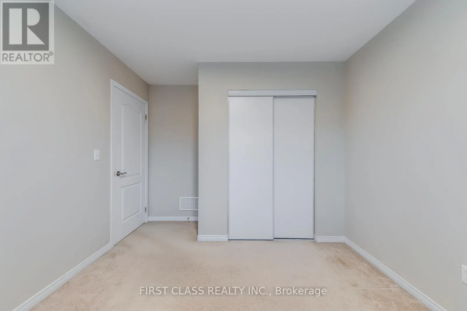 39 - 651 FARMSTEAD DRIVE