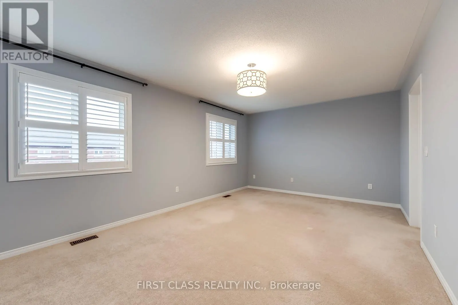 39 - 651 FARMSTEAD DRIVE