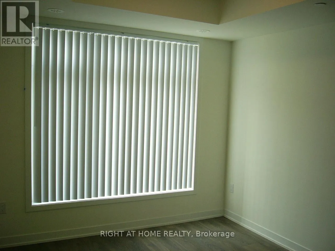 207 - 160 CANON JACKSON DRIVE