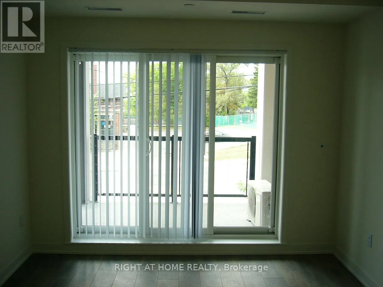 207 - 160 CANON JACKSON DRIVE