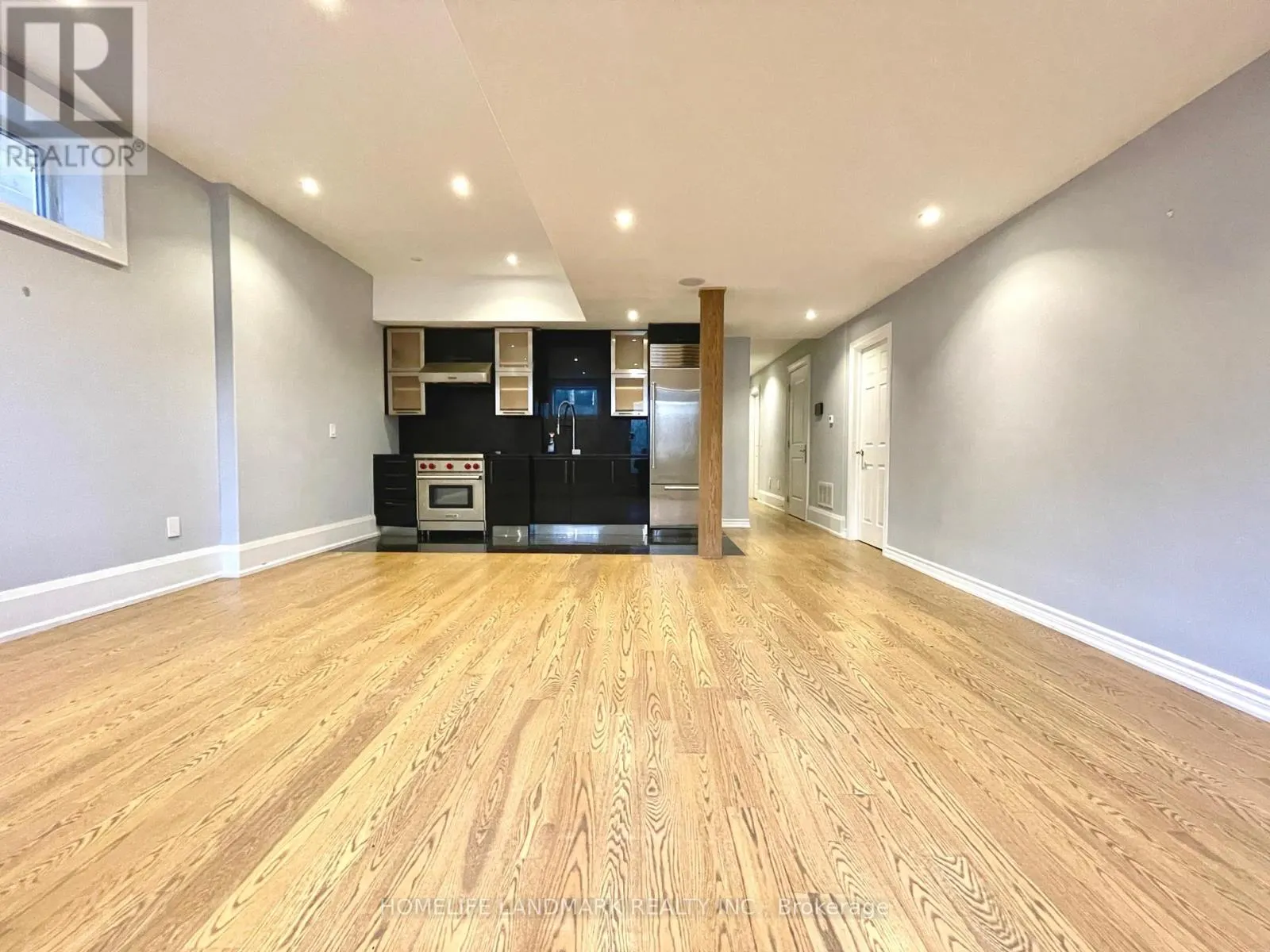 LOWER - 597 MONTBECK CRESCENT