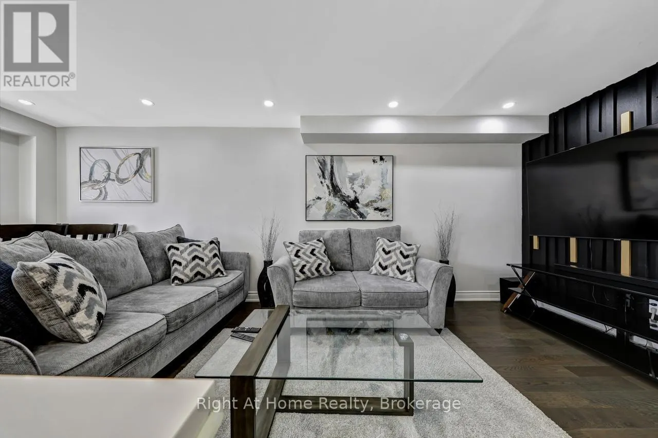 48 - 5255 GUILDWOOD WAY, #48