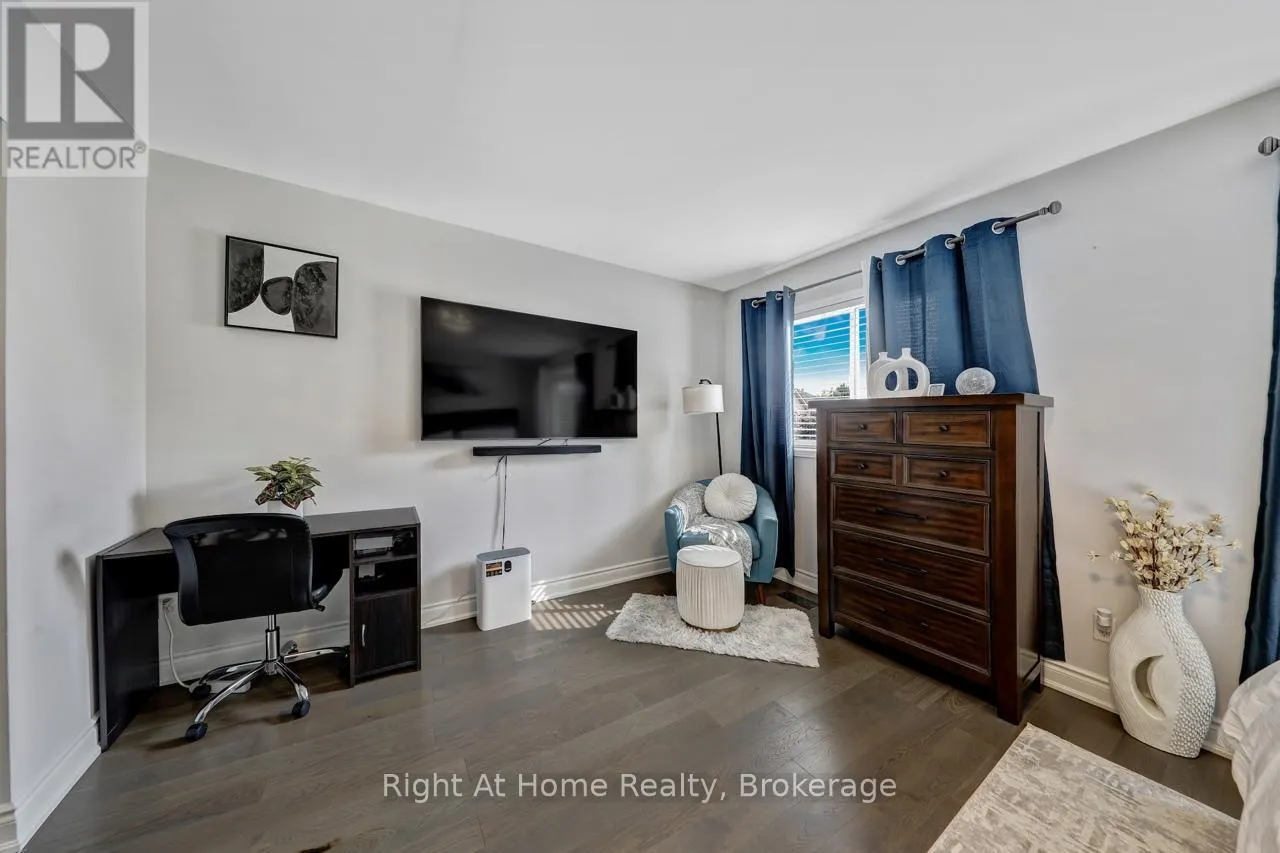 48 - 5255 GUILDWOOD WAY, #48