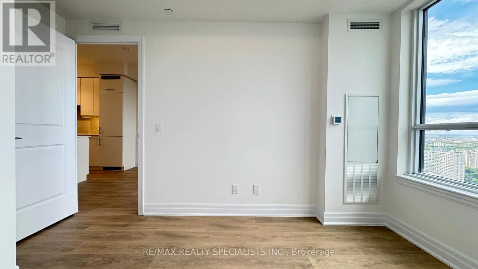 3103 - 30 ELM DRIVE W