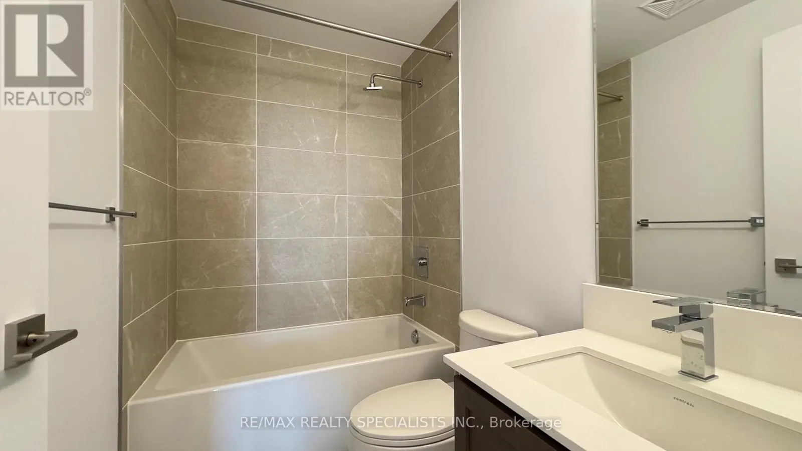 3103 - 30 ELM DRIVE W
